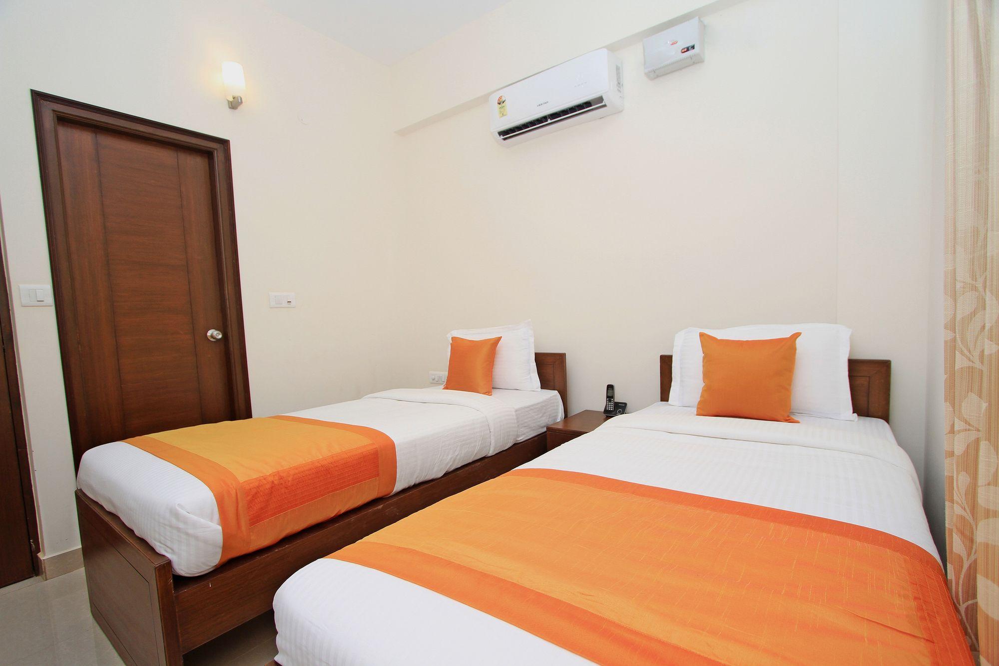 Hotel Oyo 4797 Lulu Hospitality Yelahanka Zewnętrze zdjęcie