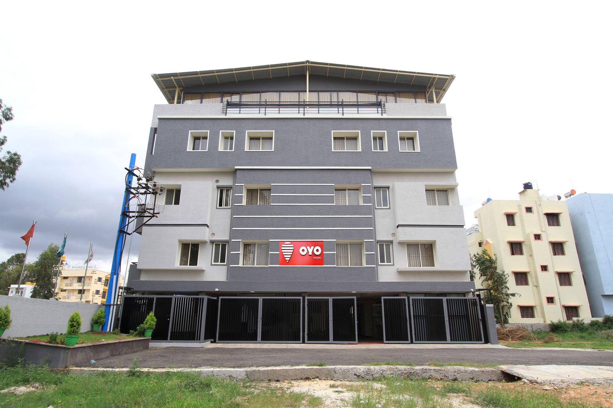 Hotel Oyo 4797 Lulu Hospitality Yelahanka Zewnętrze zdjęcie