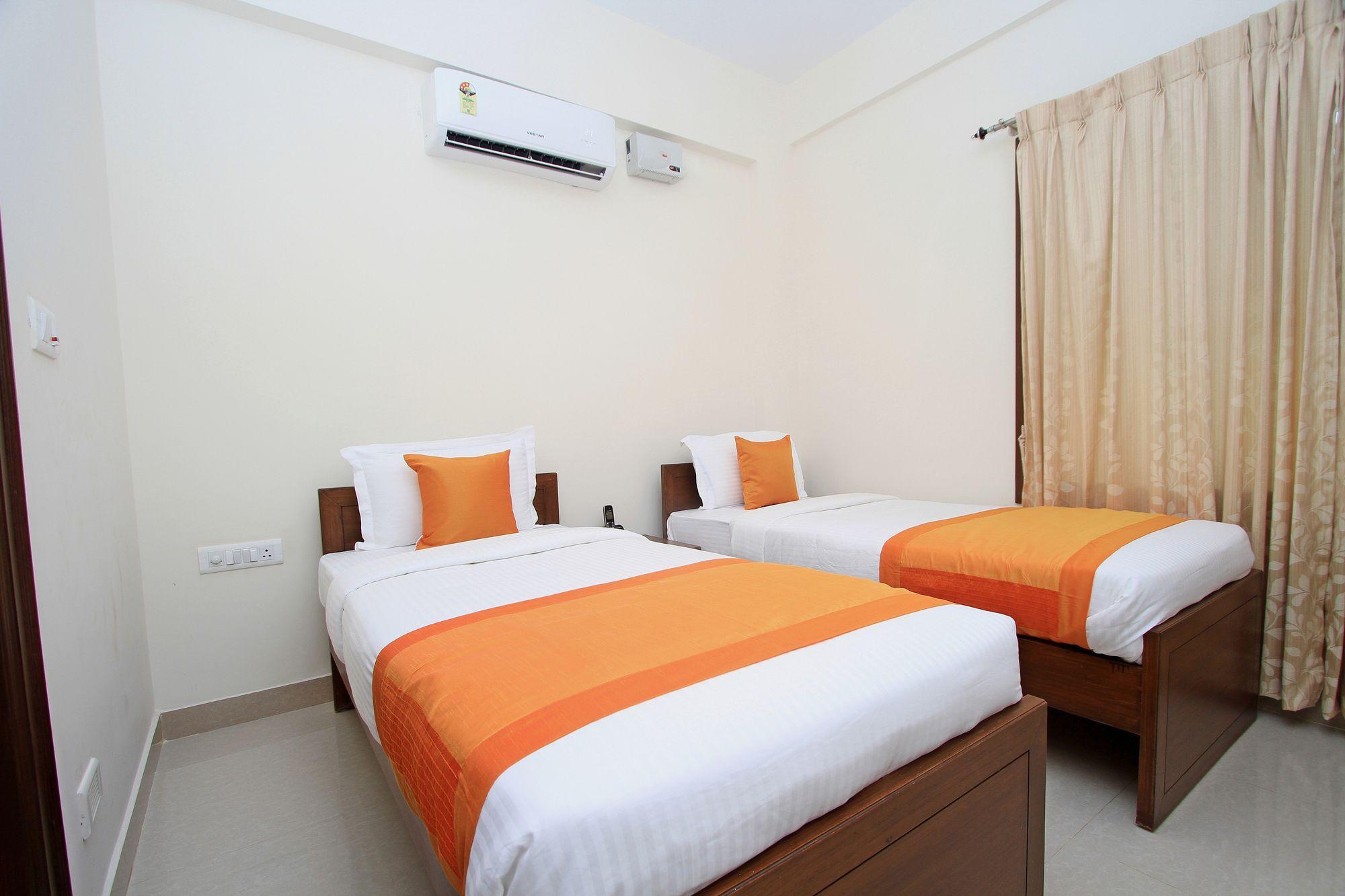 Hotel Oyo 4797 Lulu Hospitality Yelahanka Zewnętrze zdjęcie