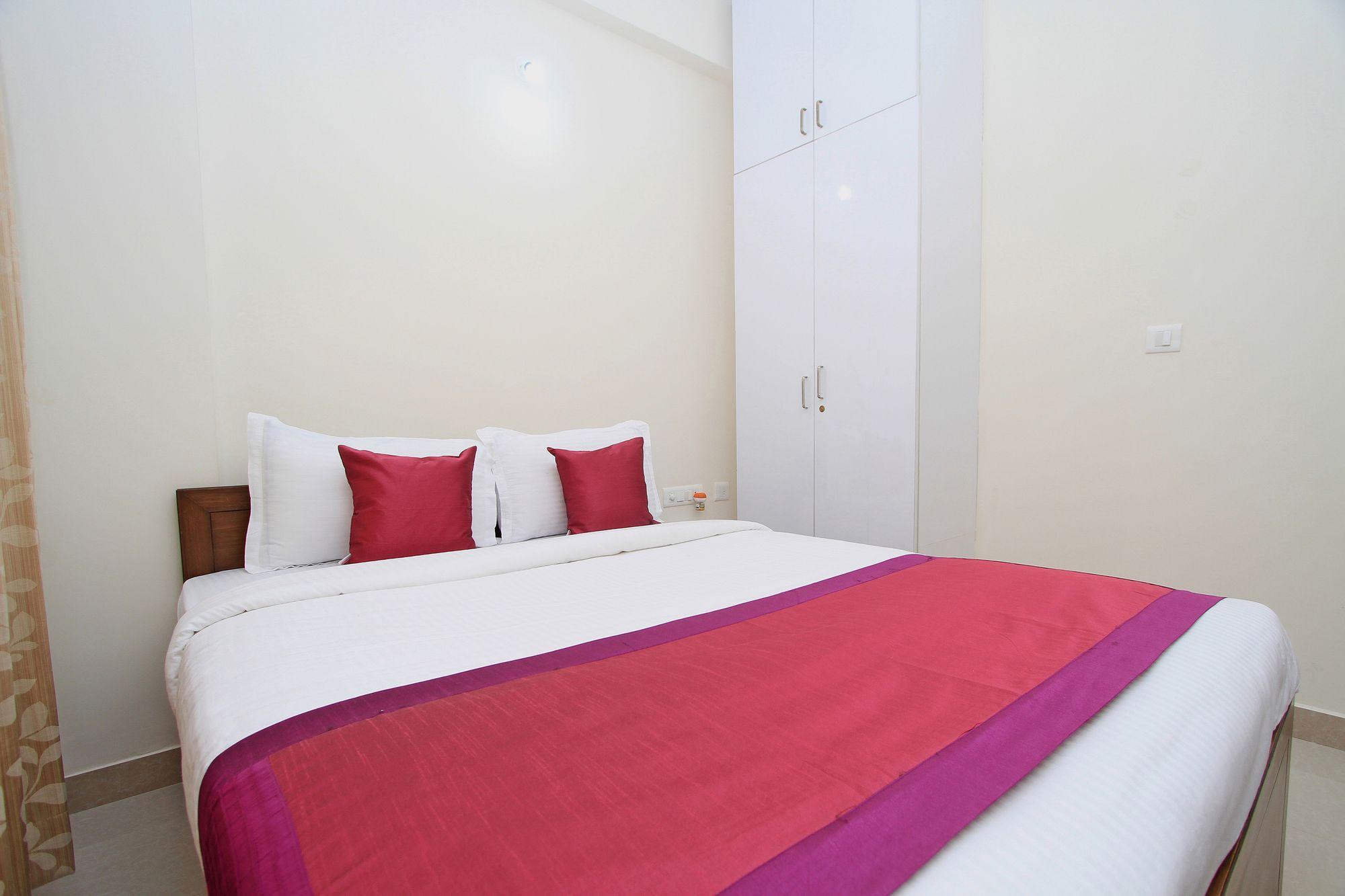 Hotel Oyo 4797 Lulu Hospitality Yelahanka Zewnętrze zdjęcie