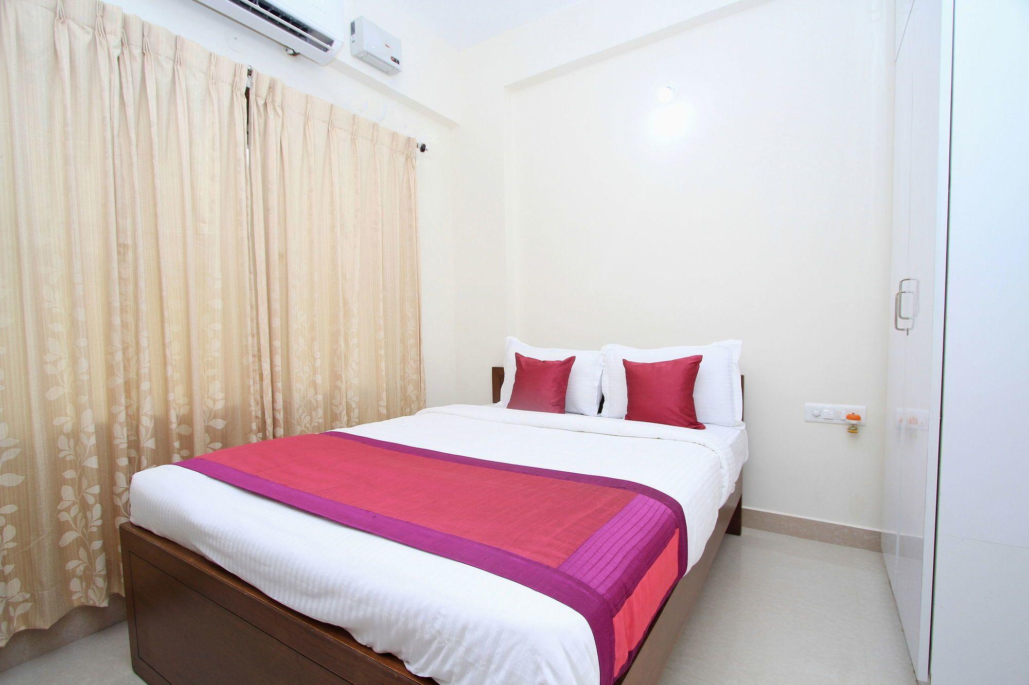 Hotel Oyo 4797 Lulu Hospitality Yelahanka Zewnętrze zdjęcie