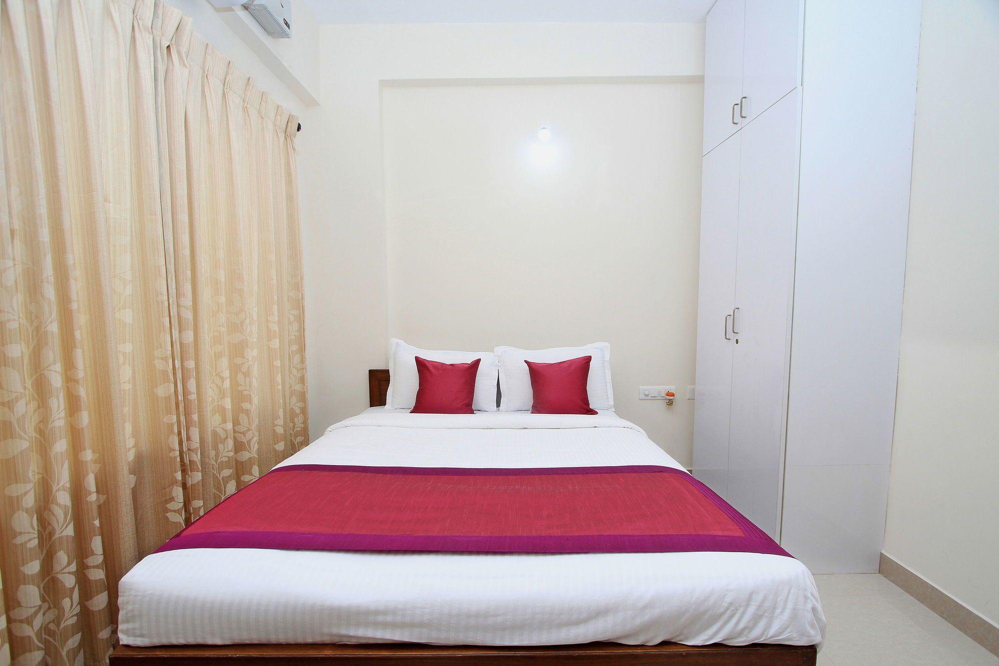 Hotel Oyo 4797 Lulu Hospitality Yelahanka Zewnętrze zdjęcie