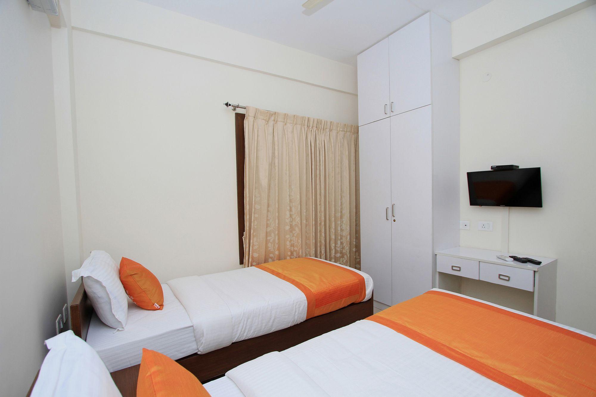 Hotel Oyo 4797 Lulu Hospitality Yelahanka Zewnętrze zdjęcie